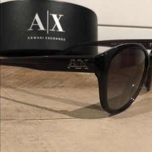 Armani woman’s sunglasses